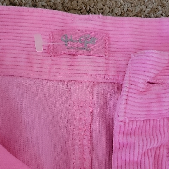 Mini skirt - Picture 3 of 4